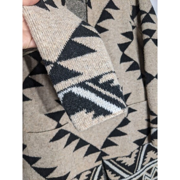 Frye Cardigan Long Sweater Womens Sz L Beige Black Aztec Southwestern Boho Cozy - Picture 5 of 9